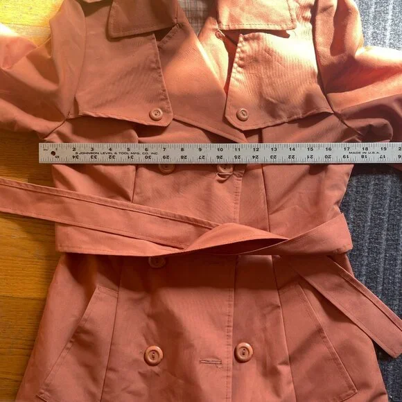 Peach Trench Coat Plaid Lining Size Medium - Picture 9 of 13